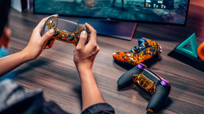 Hex custom PS5 controllers-3 (1)